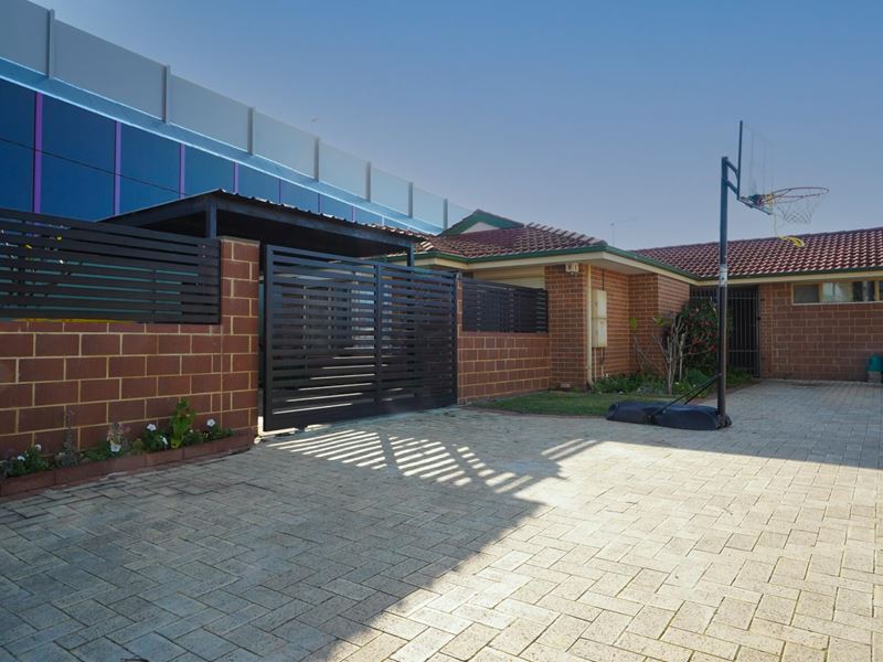 1/10 Acacia Court, Beechboro