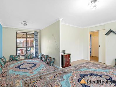 8 Hinkler Street, Kenwick WA 6107