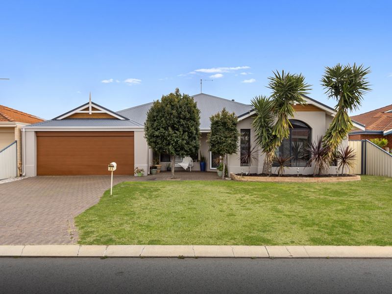 21 Finchley Avenue, Meadow Springs