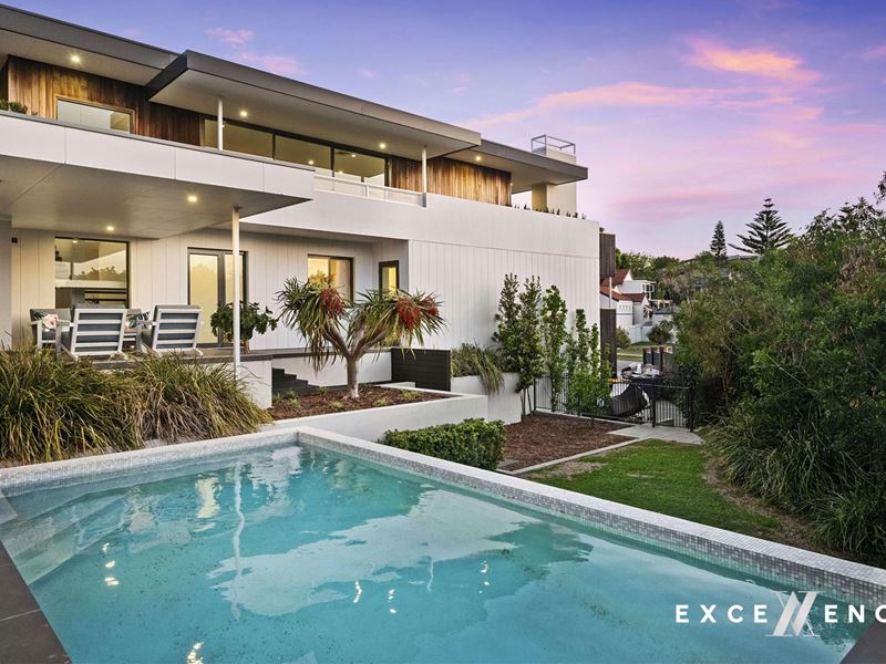 32 Hovea Crescent, City Beach