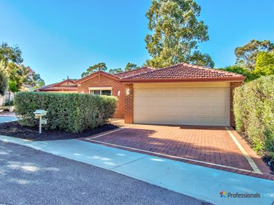 5A Harlow Place, Calista WA 6167