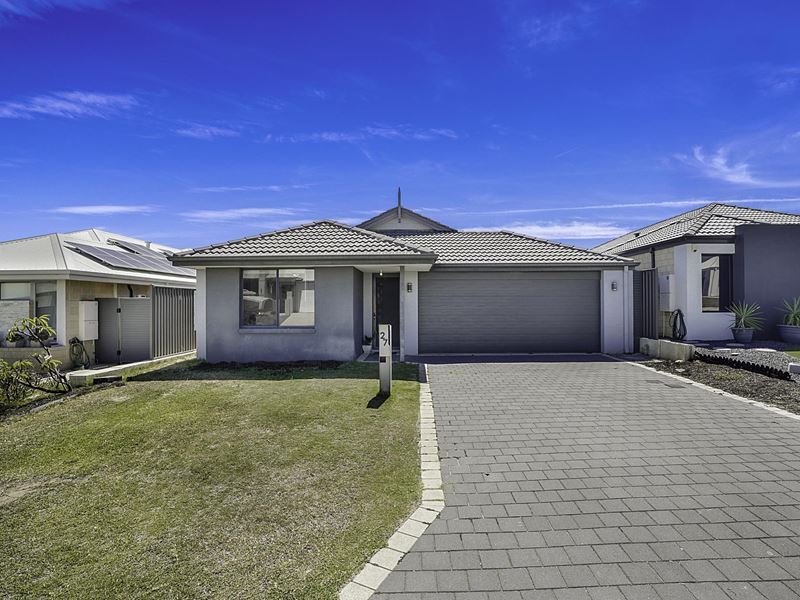 27 Temptation Drive, Jindalee