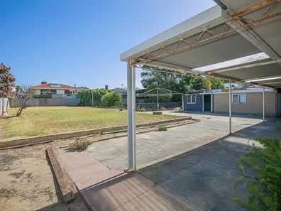 43 Spring Avenue, Midland WA 6056