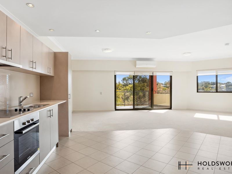44/2 Molloy Promenade, Joondalup