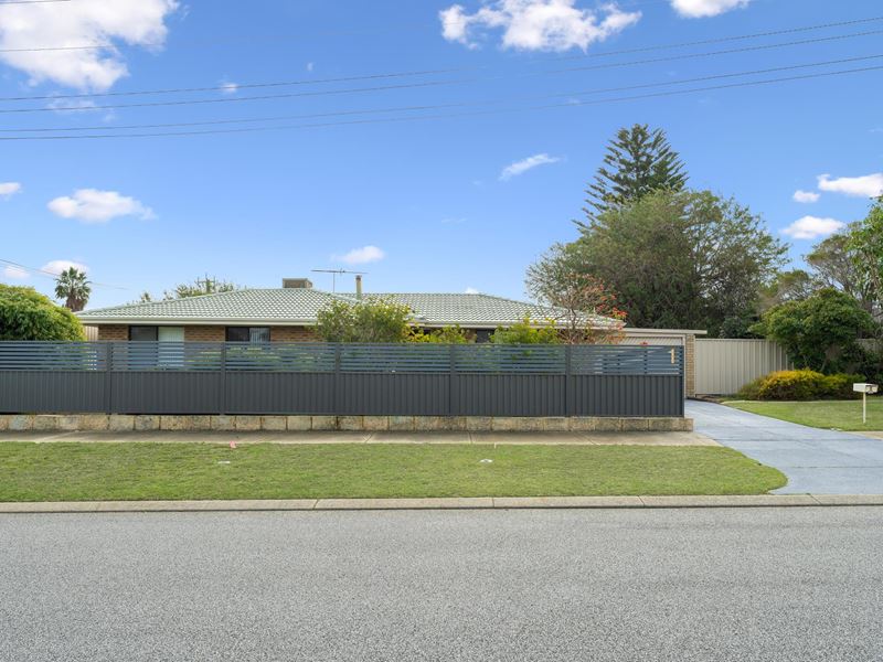 1 Raeside Crescent, Cooloongup