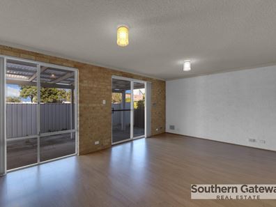 2A Fletcher Street, Rockingham WA 6168