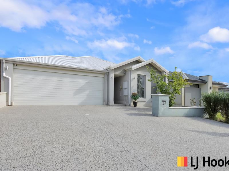 7 Wowomi Street, Clarkson WA 6030