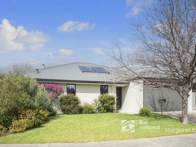 38 Lloyd Loop, Margaret River WA 6285