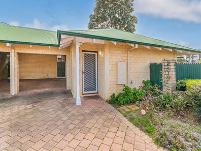 1/22 Canning Road, Kalamunda WA 6076