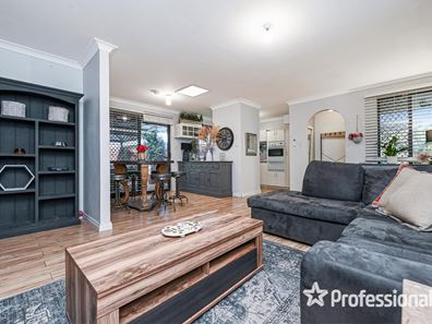 9/10 Jubilee Place, Eden Hill WA 6054