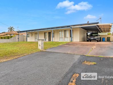 29 Abercorn Street, Orana WA 6330