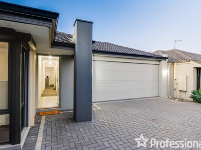 35C Loxwood Road, Balga WA 6061