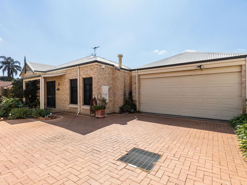 2/8 Davilak Crescent, Manning