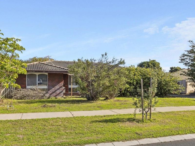 22 Seabrook Avenue, Rockingham WA 6168