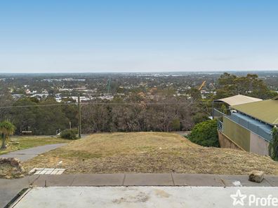 34 Carrick Road, Mount Richon WA 6112