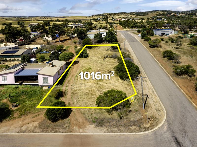 2 Hosken Street, Northampton WA 6535