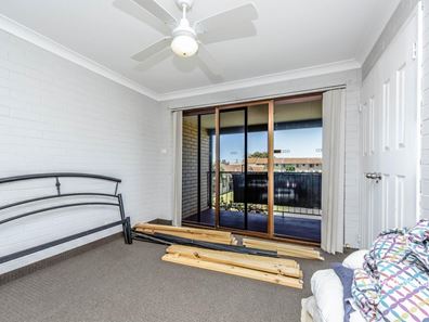 16/125 Railway Street, Bluff Point WA 6530