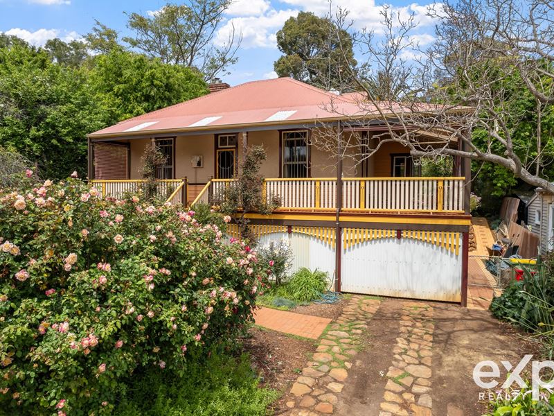 12 Rowley Street, Bridgetown WA 6255