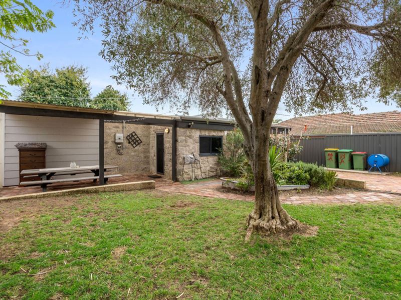 173A Carrington Street, White Gum Valley WA 6162