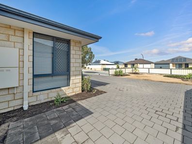 5 Acott Road, Gosnells WA 6110