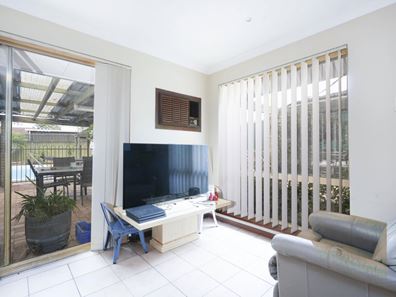 13 Highview Rise, Ballajura WA 6066