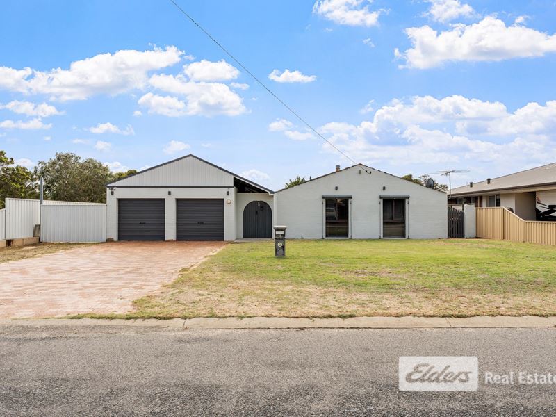 1 Armanta Drive, Carey Park WA 6230