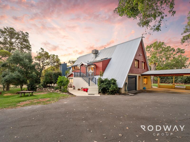 25 Ridley Rd, Wattle Grove WA 6107