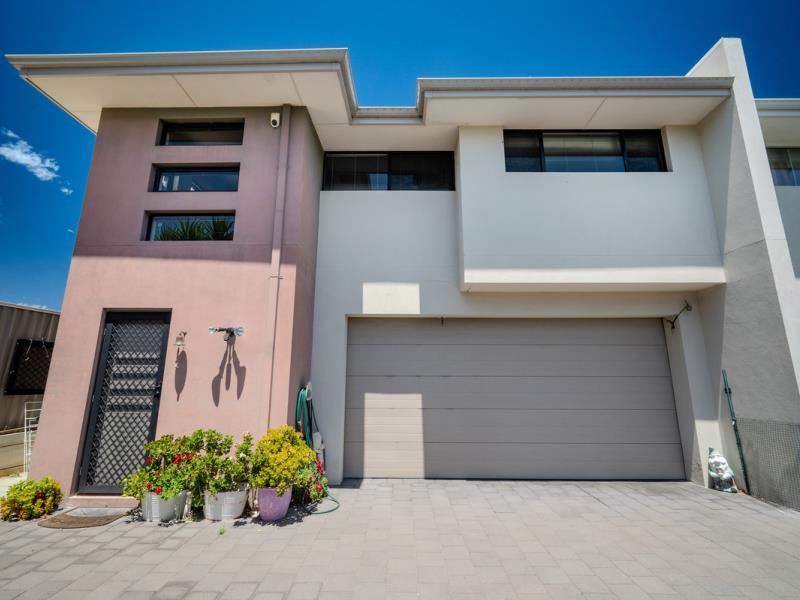 76D Arkana Road, Westminster WA 6061
