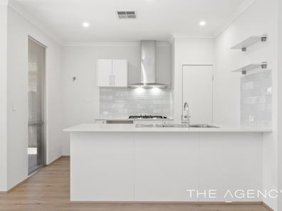 30 Aventurine Road, Treeby WA 6164