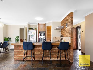 22 Kidman Court, Thornlie WA 6108