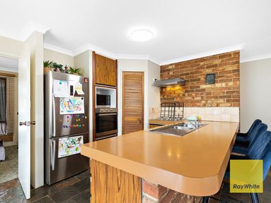 22 Kidman Court, Thornlie WA 6108
