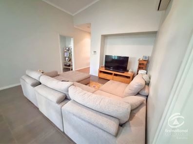 47 Rothschild Loop, Baynton WA 6714
