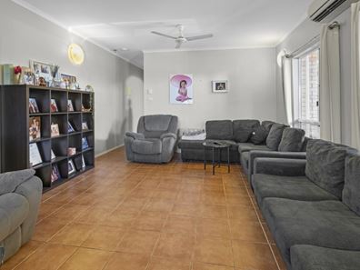 14A Bateman Court, Millars Well WA 6714