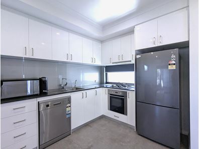 6/178 Surrey Road, Rivervale WA 6103