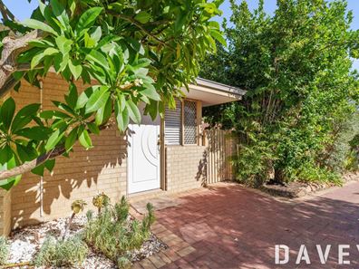 2/13 Beatrice Street, Doubleview WA 6018