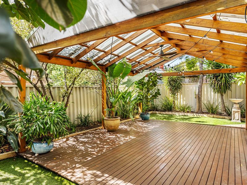 2B Bouverie Place, Leederville