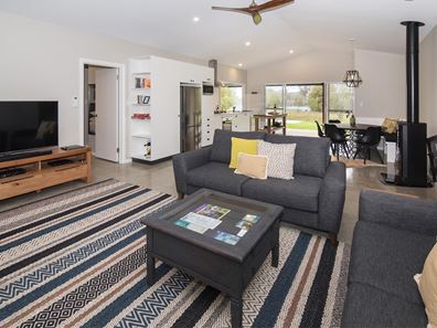 7/11 Quininup Road, Yallingup WA 6282