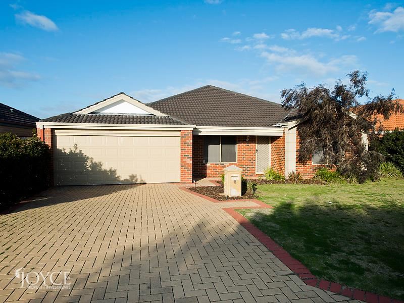 8 Leata Link, Madeley WA 6065