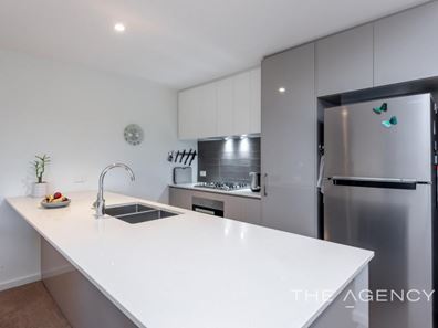 8/46 Angove Drive, Hillarys WA 6025