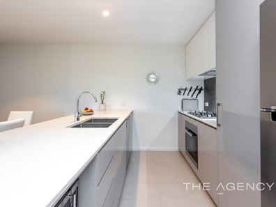 8/46 Angove Drive, Hillarys WA 6025