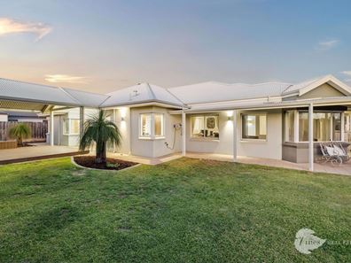 123 Farmaner Parkway, Ellenbrook WA 6069