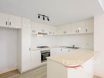 4/4 Mellar Court, Midland WA 6056