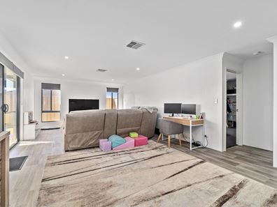 27 Faverolles Drive, Southern River WA 6110