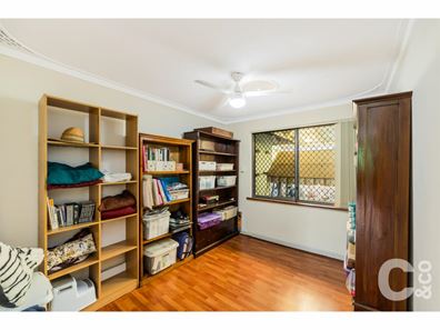 11 Elmslie Street, Orelia WA 6167