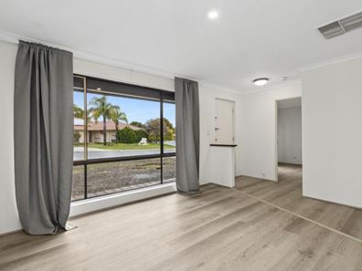 5 Pinetree Close, Alexander Heights WA 6064