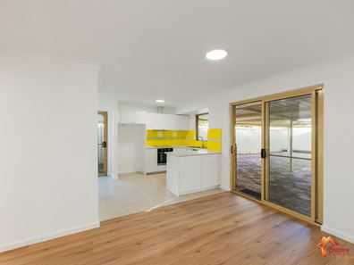 22 Carnegie Loop, Cooloongup WA 6168