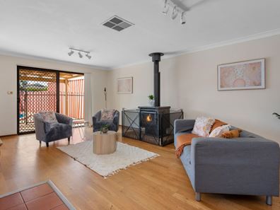 21 Premier Street, Hannans WA 6430