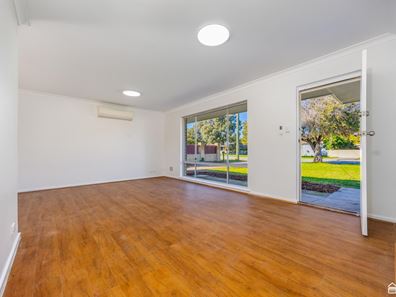 19 Brigalow Way, Armadale WA 6112