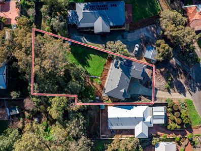 10 Greendale Place, Kelmscott WA 6111