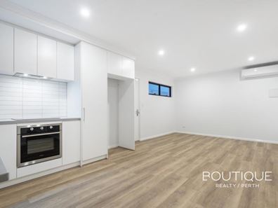7/166 Leake Street, Belmont WA 6104
